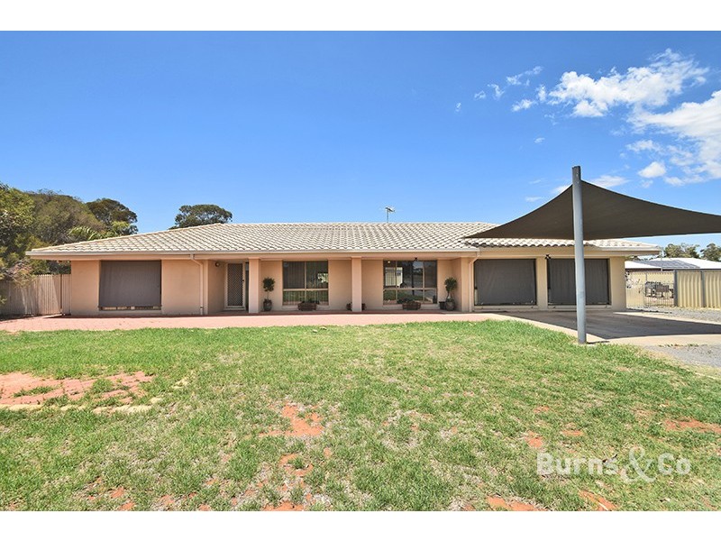 82-84 Flora Avenue, Mildura VIC 3500
