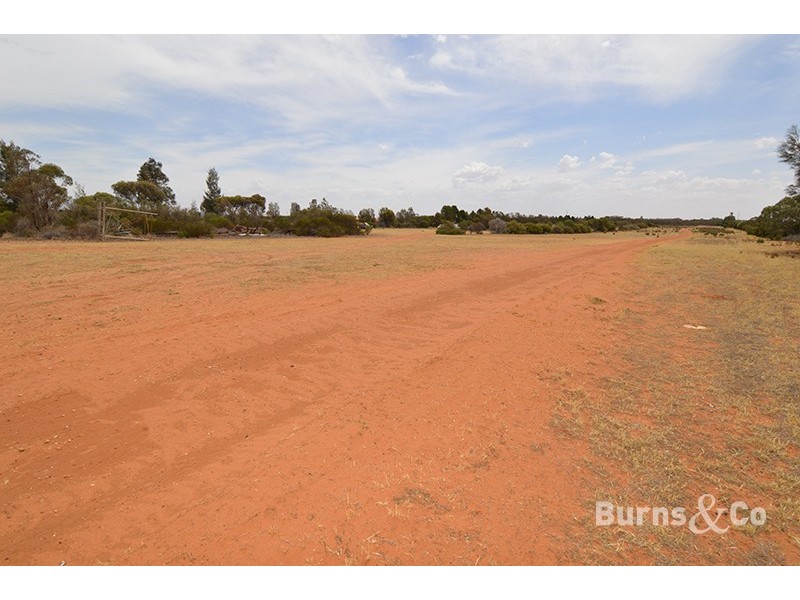 410 Sculthorpe Road, Nangiloc VIC 3494