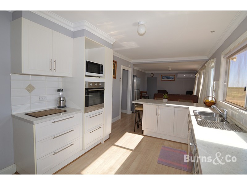 123 Honour Avenue, Merbein VIC 3505