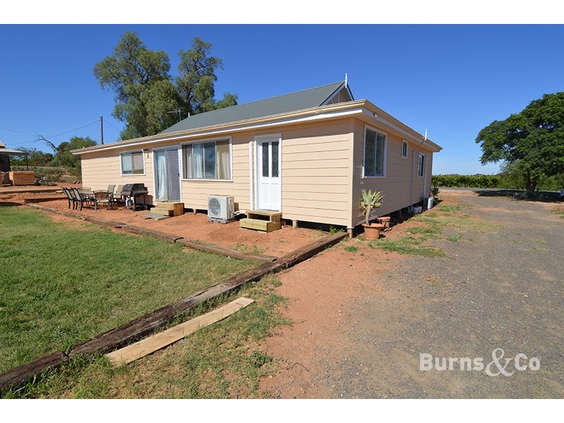 123 Honour Avenue, Merbein VIC 3505
