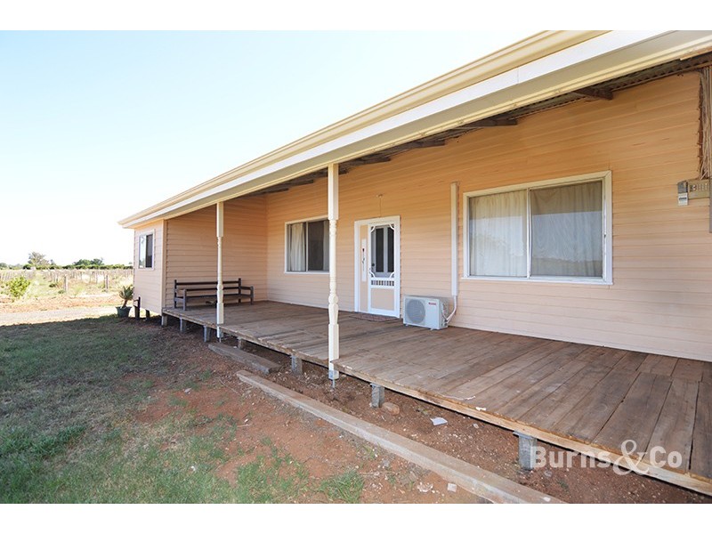 123 Honour Avenue, Merbein VIC 3505