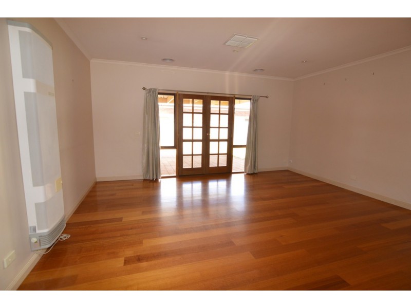 4 Marziano Drive, Mildura VIC 3500