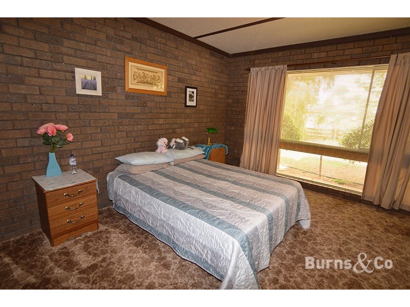 114 Seventh Street Ext, Birdwoodton VIC 3505