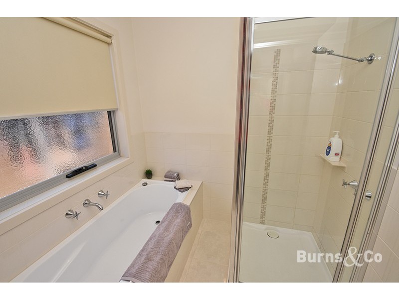 12 Lever Jary Court, Red Cliffs VIC 3496