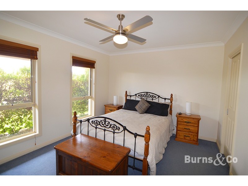 1 Lauren Close, Gol Gol NSW 2738