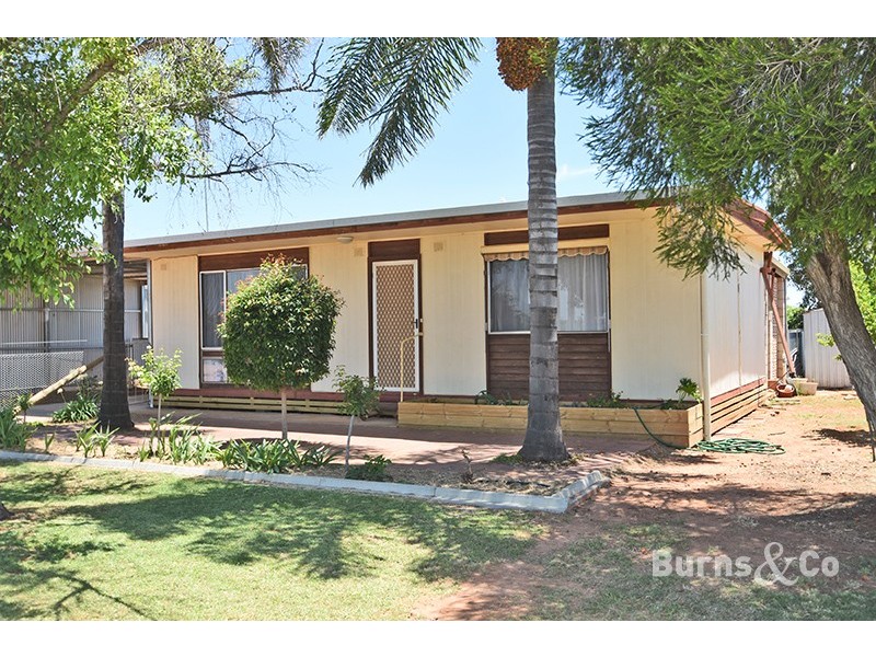 33 Cudgee Road, Dareton NSW 2717