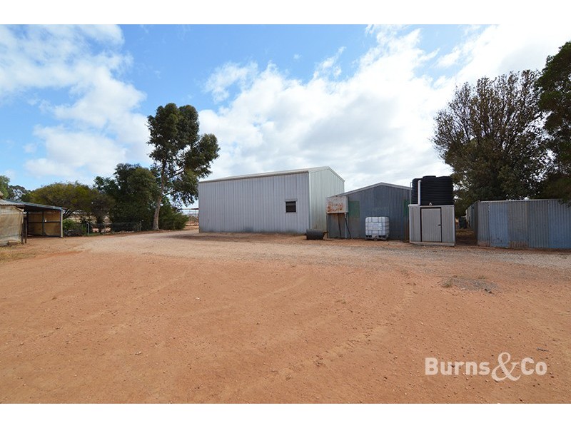 151 Mena Road, Birdwoodton VIC 3505