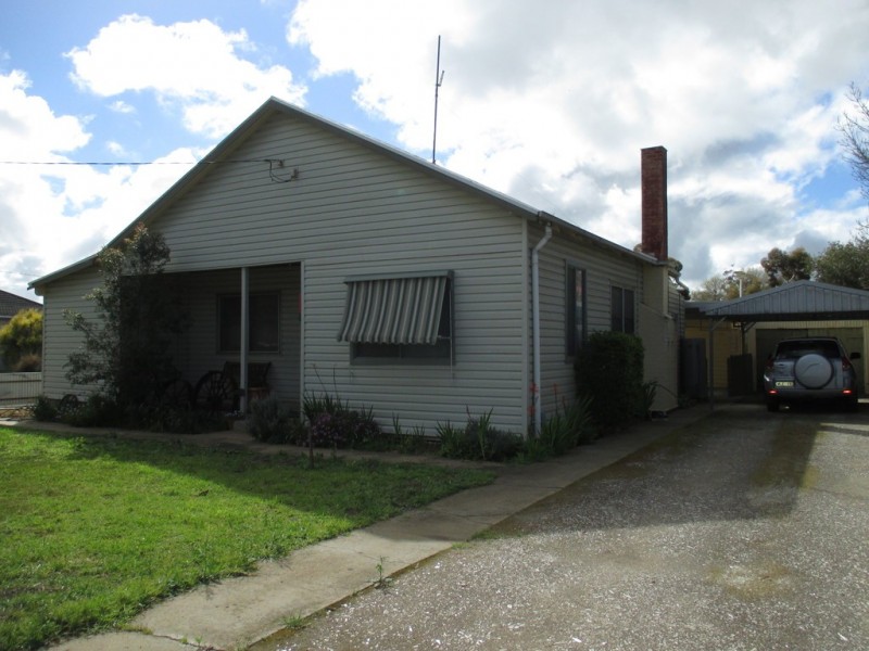 23 Farrell Street, Ouyen VIC 3490