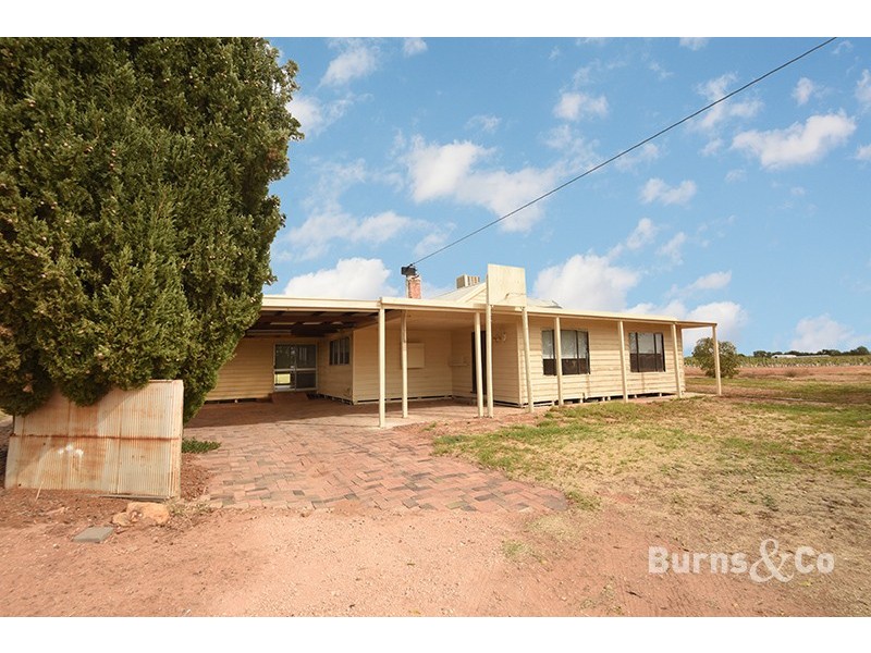 561 Pawson Avenue, Cardross VIC 3496