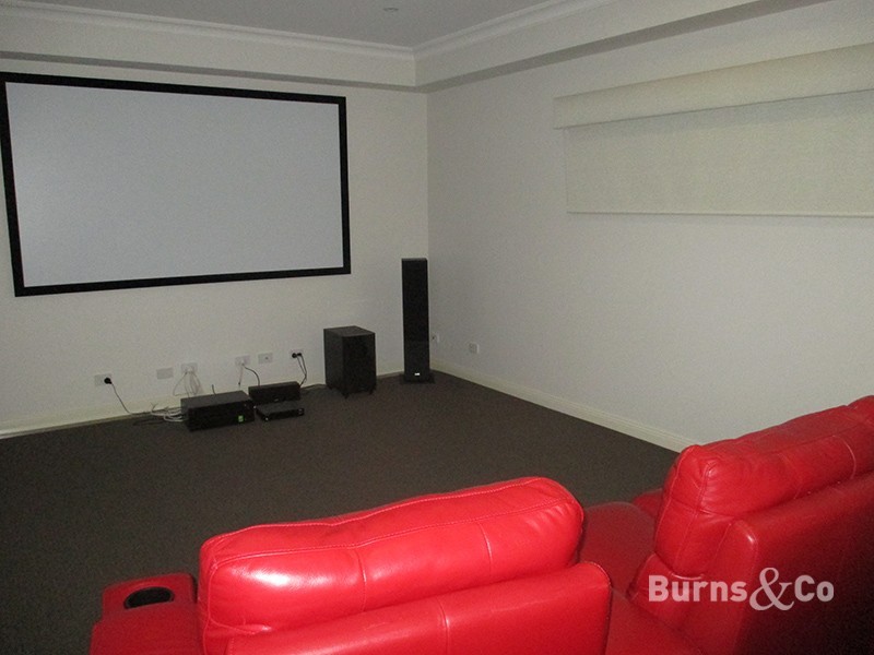 15 Shaddock Street, Ouyen VIC 3490