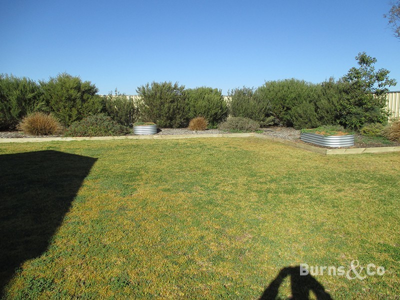 15 Shaddock Street, Ouyen VIC 3490