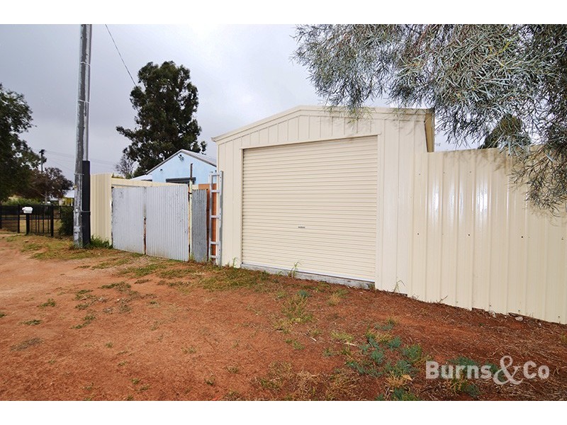 11 Neilpo Street, Dareton NSW 2717