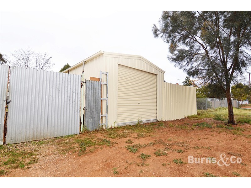 11 Neilpo Street, Dareton NSW 2717