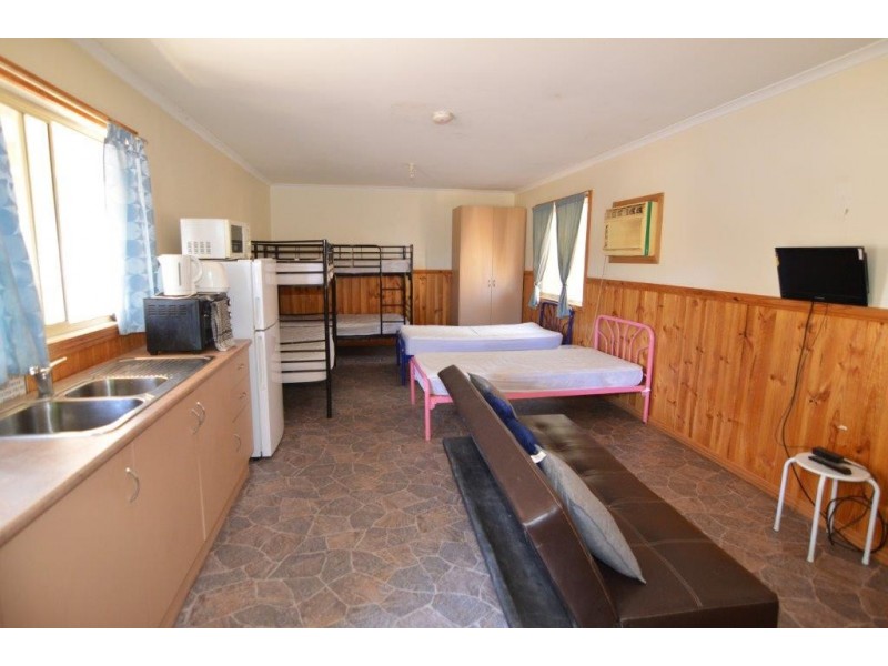 5302 Sturt Highway, Cullulleraine VIC 3496