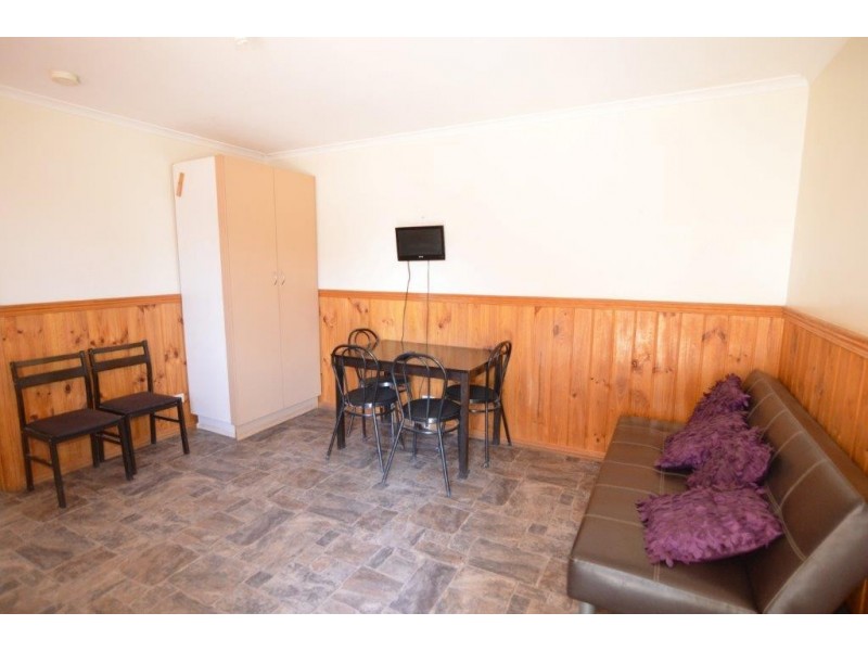 5302 Sturt Highway, Cullulleraine VIC 3496