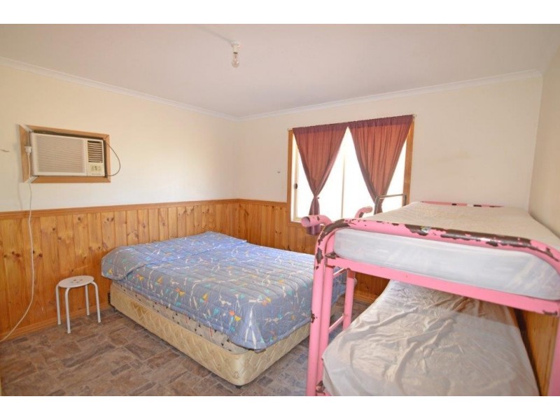 5302 Sturt Highway, Cullulleraine VIC 3496