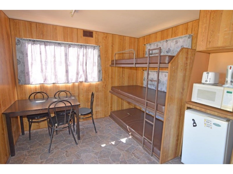 5302 Sturt Highway, Cullulleraine VIC 3496