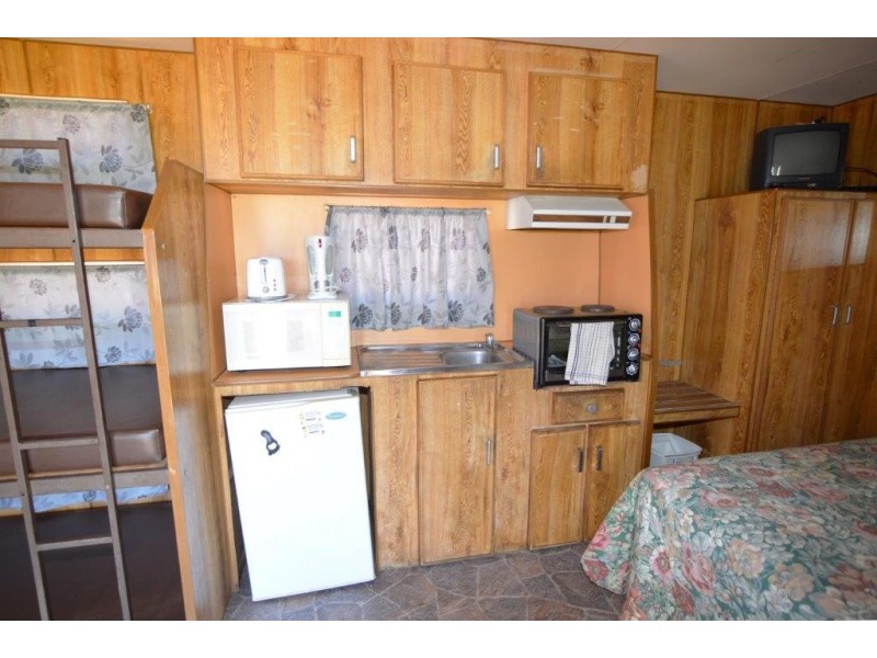 5302 Sturt Highway, Cullulleraine VIC 3496