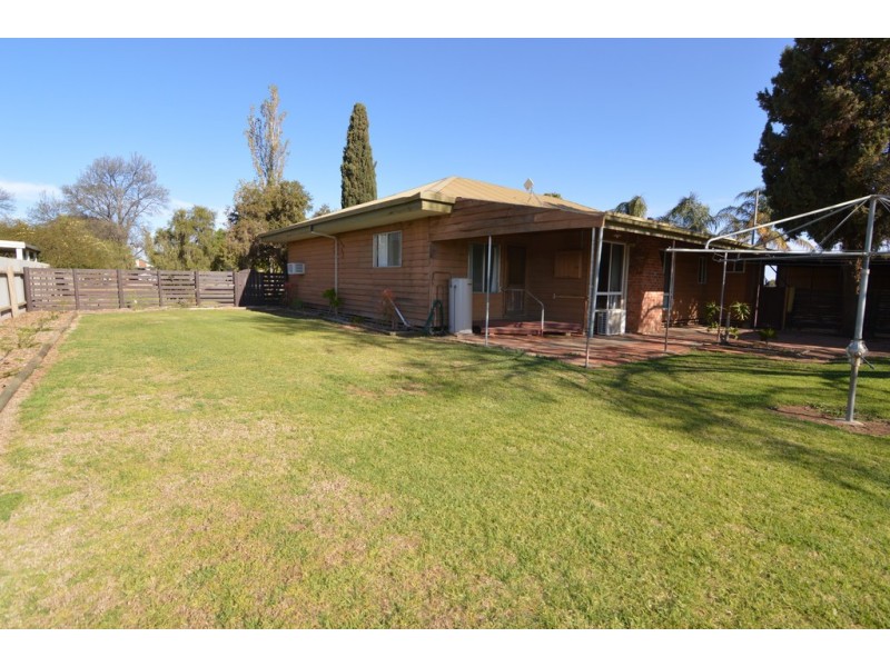 121 Koorlong Avenue, Nichols Point VIC 3501