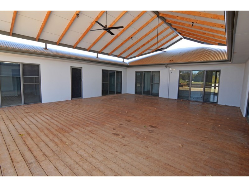 15 Murray Street, Gol Gol NSW 2738