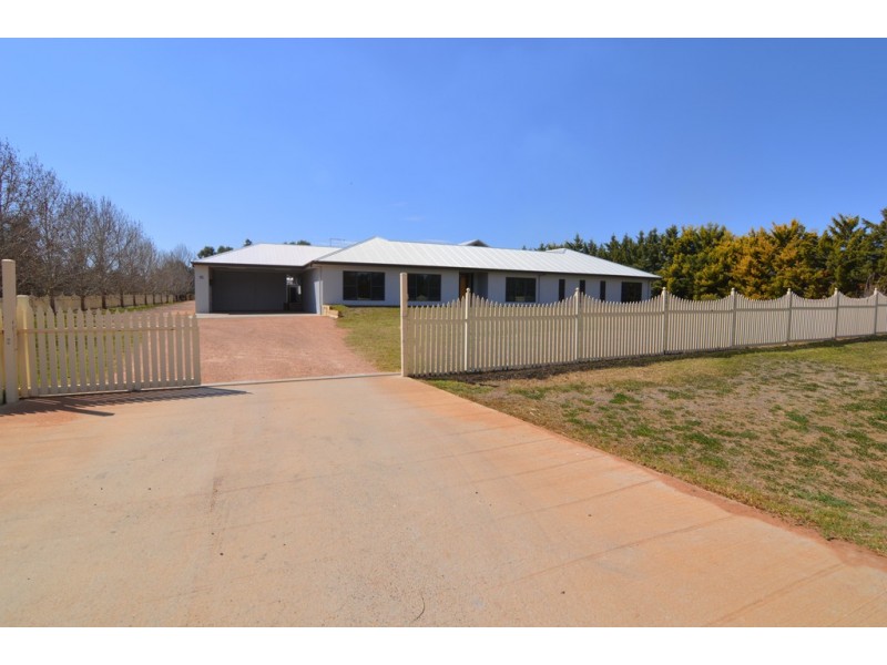 15 Murray Street, Gol Gol NSW 2738
