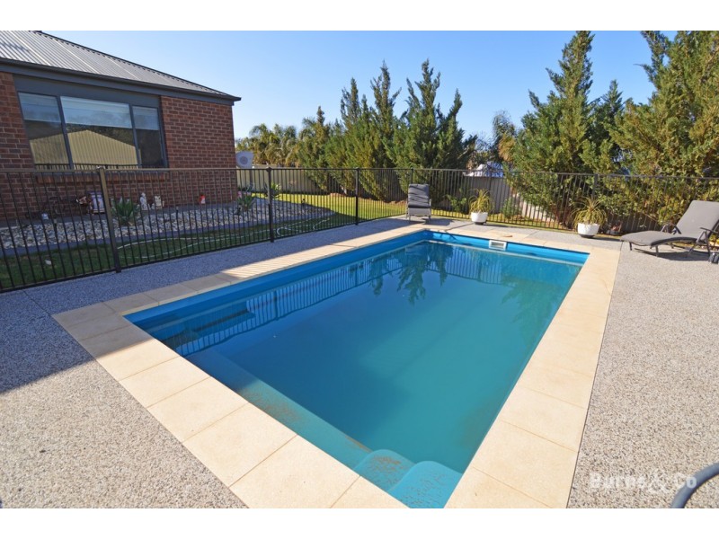 22 Casuarina Way, Buronga NSW 2739