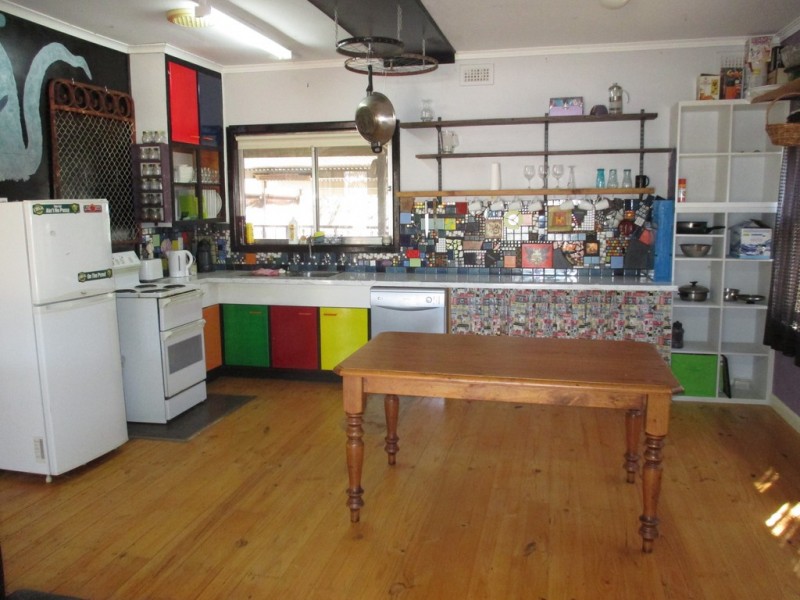 24 Richardson Street, Walpeup VIC 3507