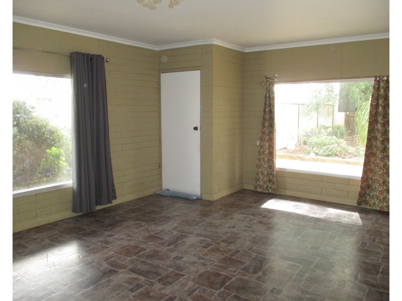 5 Cregan Street, Walpeup VIC 3507