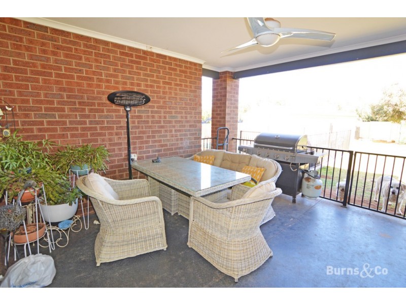 22 Casuarina Way, Buronga NSW 2739