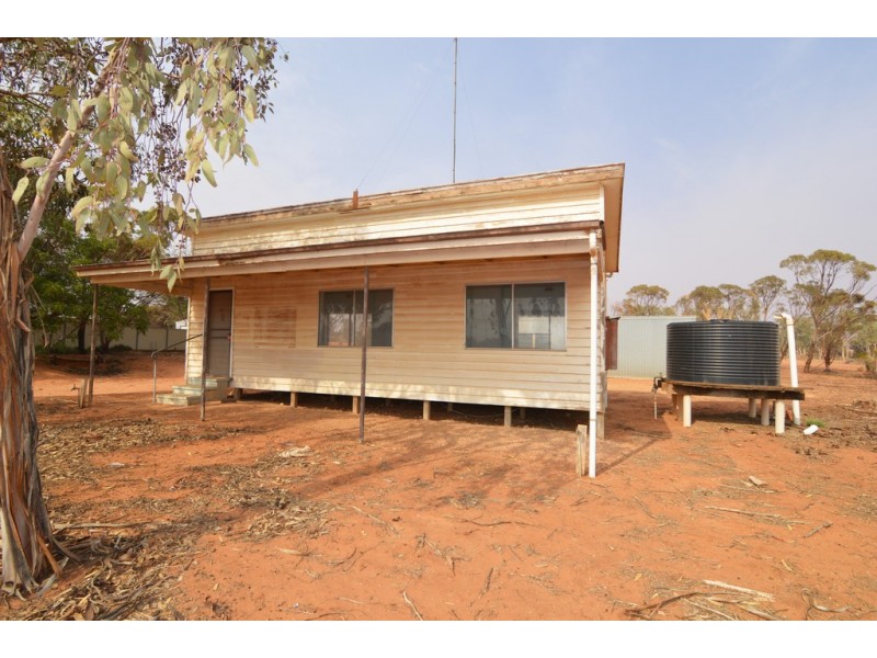 CA 2003 Mullroo Drive, Cullulleraine VIC 3496