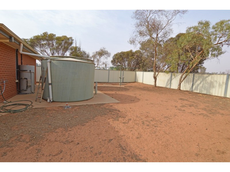 CA 2004 Mullroo Drive, Cullulleraine VIC 3496