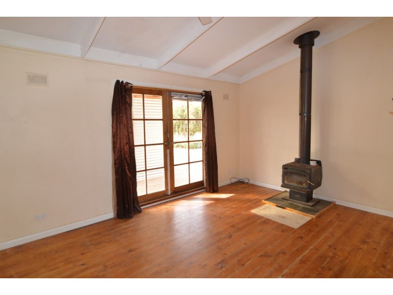 16 Cowanna Avenue, Merbein South VIC 3505