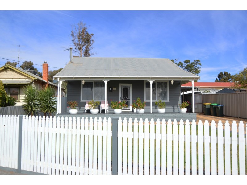 16 Third Street, Merbein VIC 3505