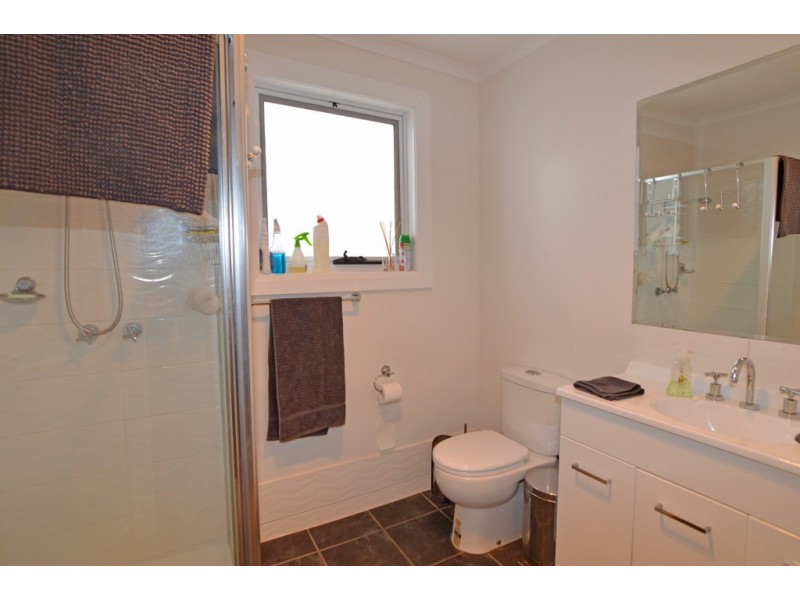 16 Third Street, Merbein VIC 3505