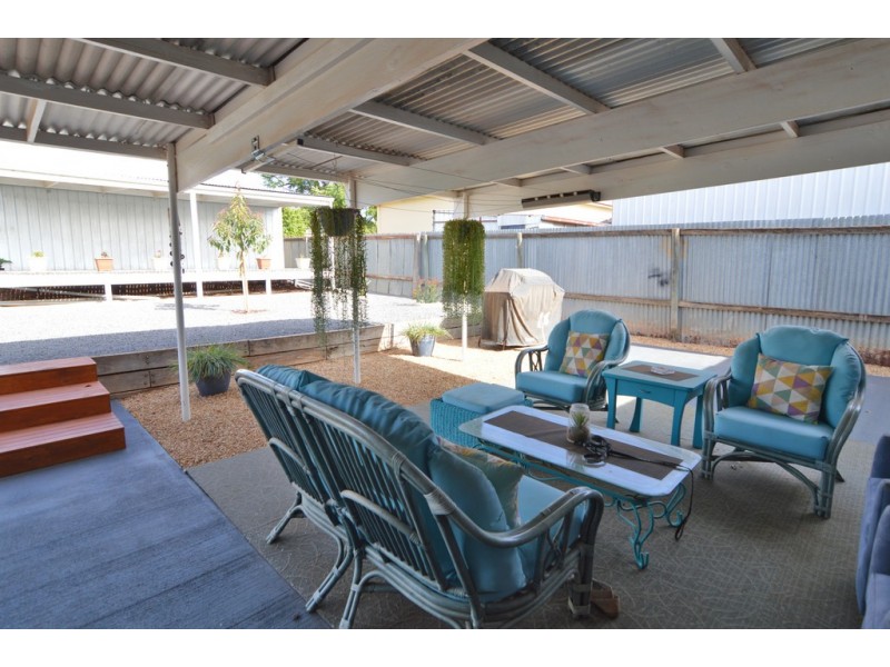 16 Third Street, Merbein VIC 3505