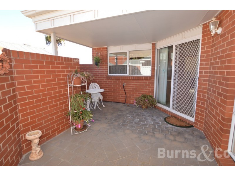 Unit 1/8 Chaffey Avenue, Mildura VIC 3500