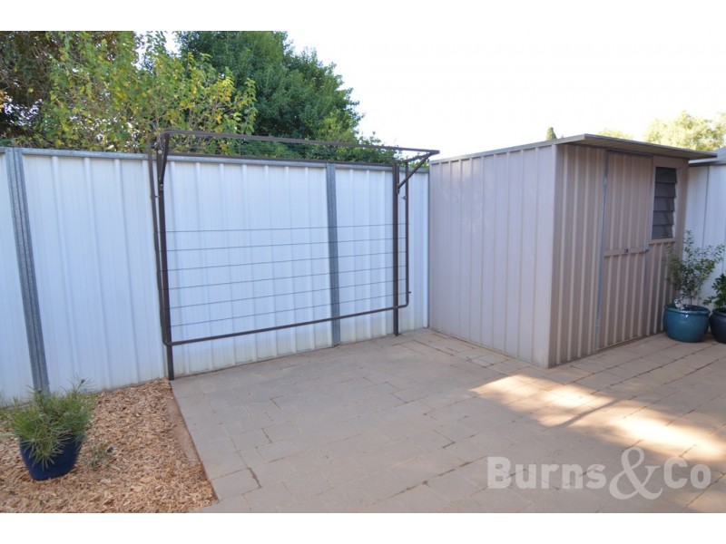 Unit 1/8 Chaffey Avenue, Mildura VIC 3500