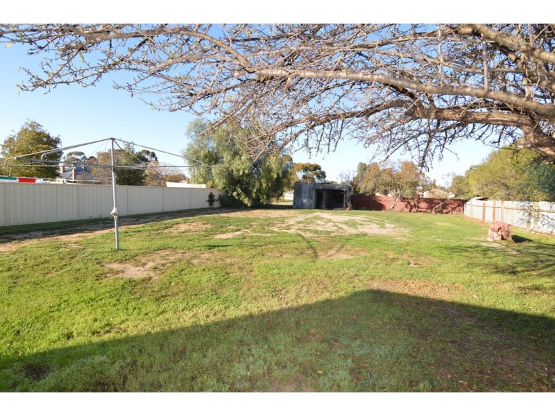 20 Gregory Street, Ouyen VIC 3490