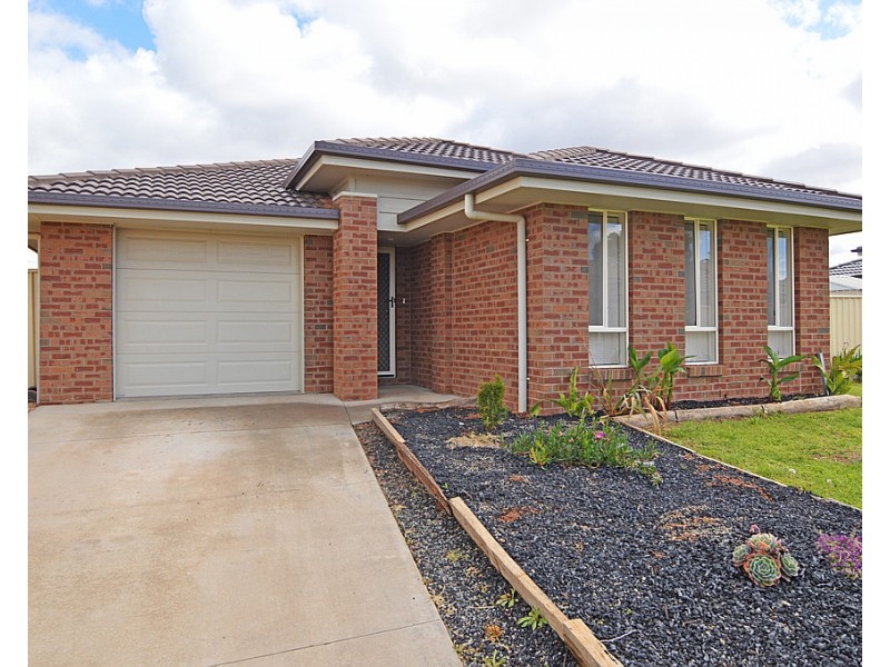 2/15 Philippa Crescent, Mildura VIC 3500