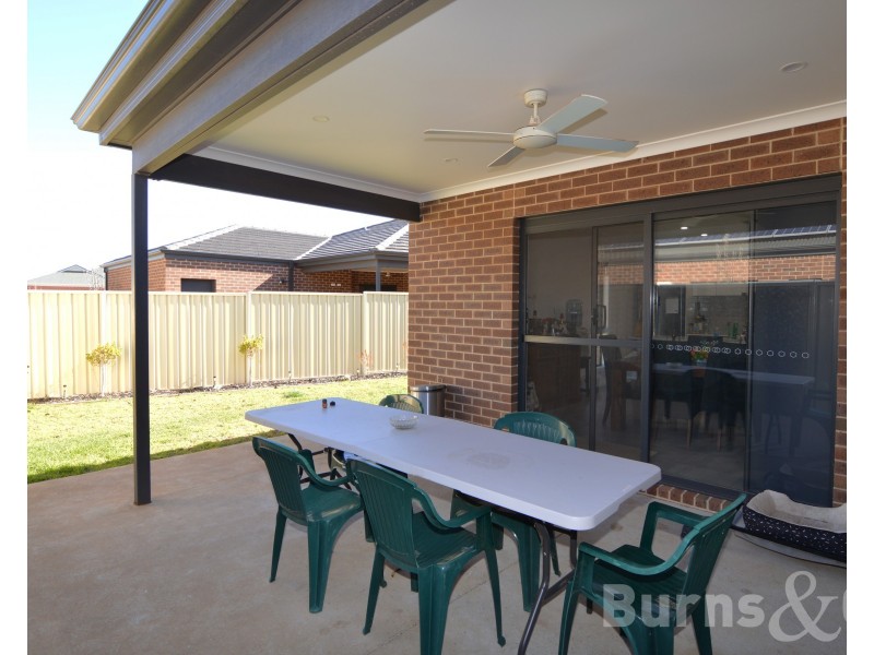 2/13 Springfield Drive, Mildura VIC 3500
