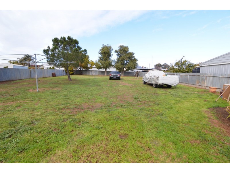 29 Monash Avenue, Underbool VIC 3509