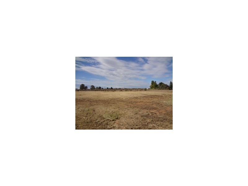 Lot 2 Calder Highway, Red Cliffs VIC 3496