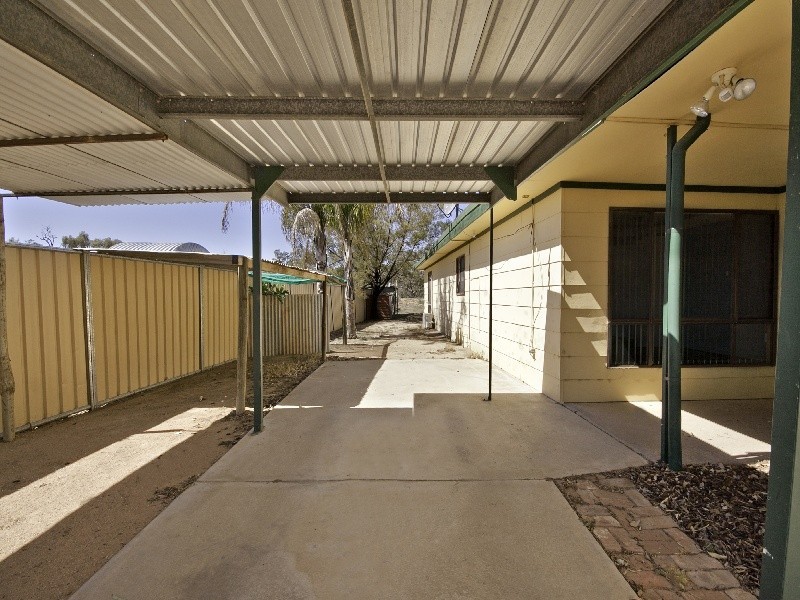 30 Ryder Crescent, Wentworth NSW 2648