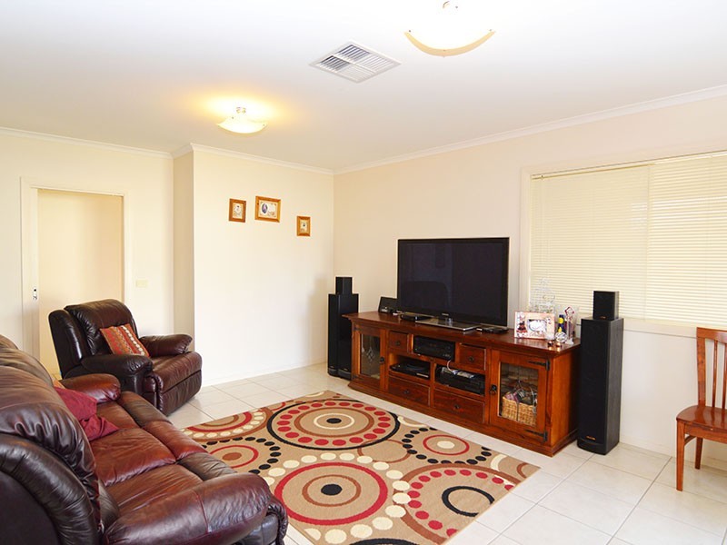 8 Oxley Court, Mildura VIC 3500