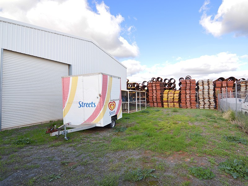 37 Ninth Street, Mildura VIC 3500