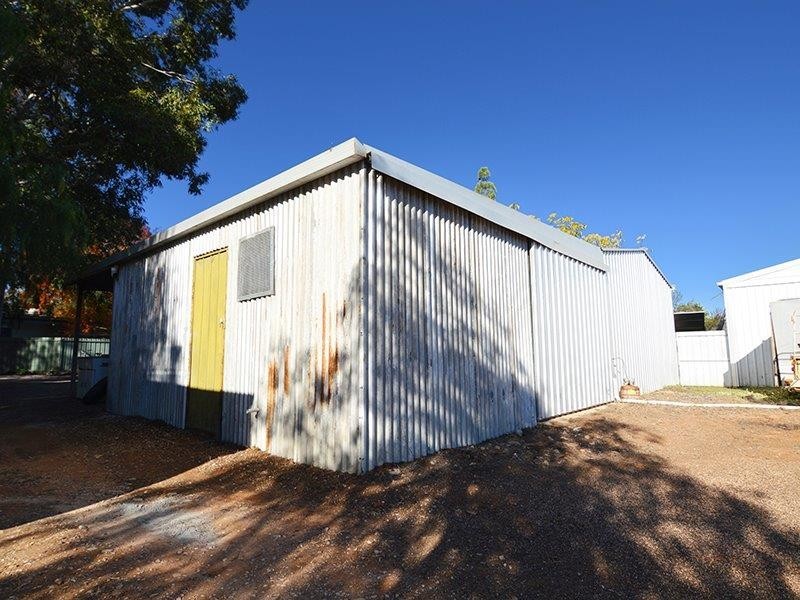 35 River Avenue, Merbein VIC 3505