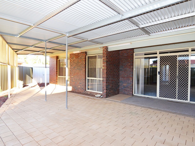 1/9 John Court, Irymple VIC 3498