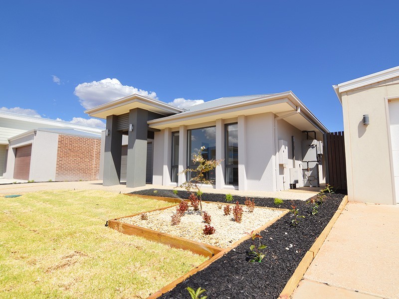 9 Bridge Way, Mildura VIC 3500