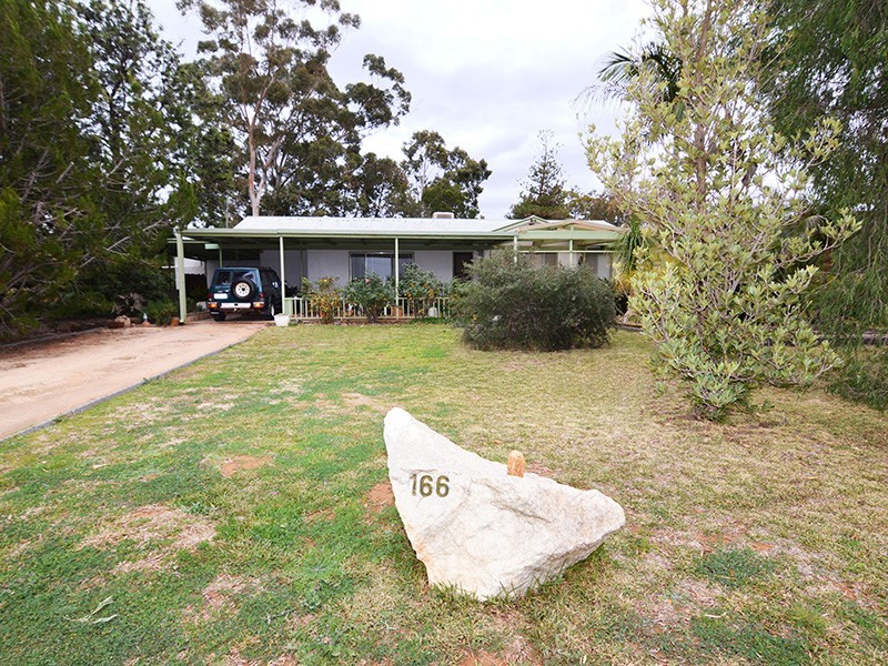 166 Boobook Avenue, Cardross VIC 3496