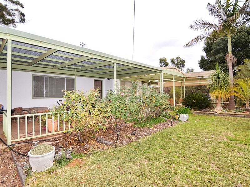 166 Boobook Avenue, Cardross VIC 3496